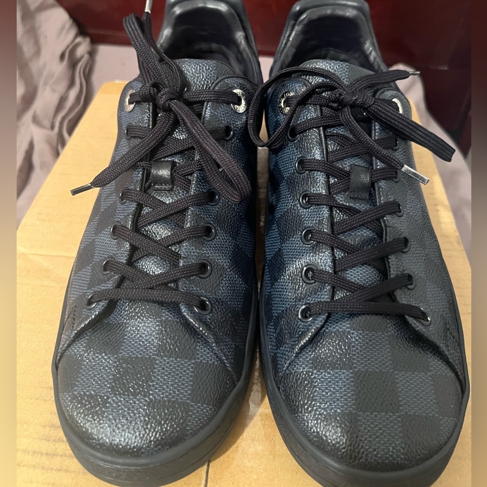 Louis Vuitton Damier Cobalt Front Row Mens 9.5 US - Picture 2 of 9